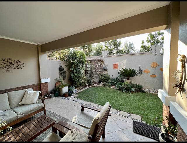 2 BEDROOM DUPLEX FOR SALE IN BRYANSTON